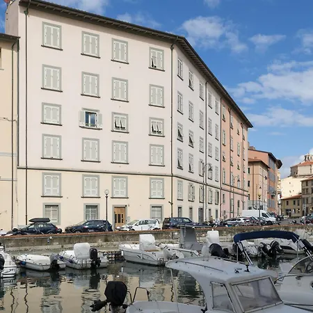 Apartament Near The Port-elegante Con Vista Sui Canali Livorno